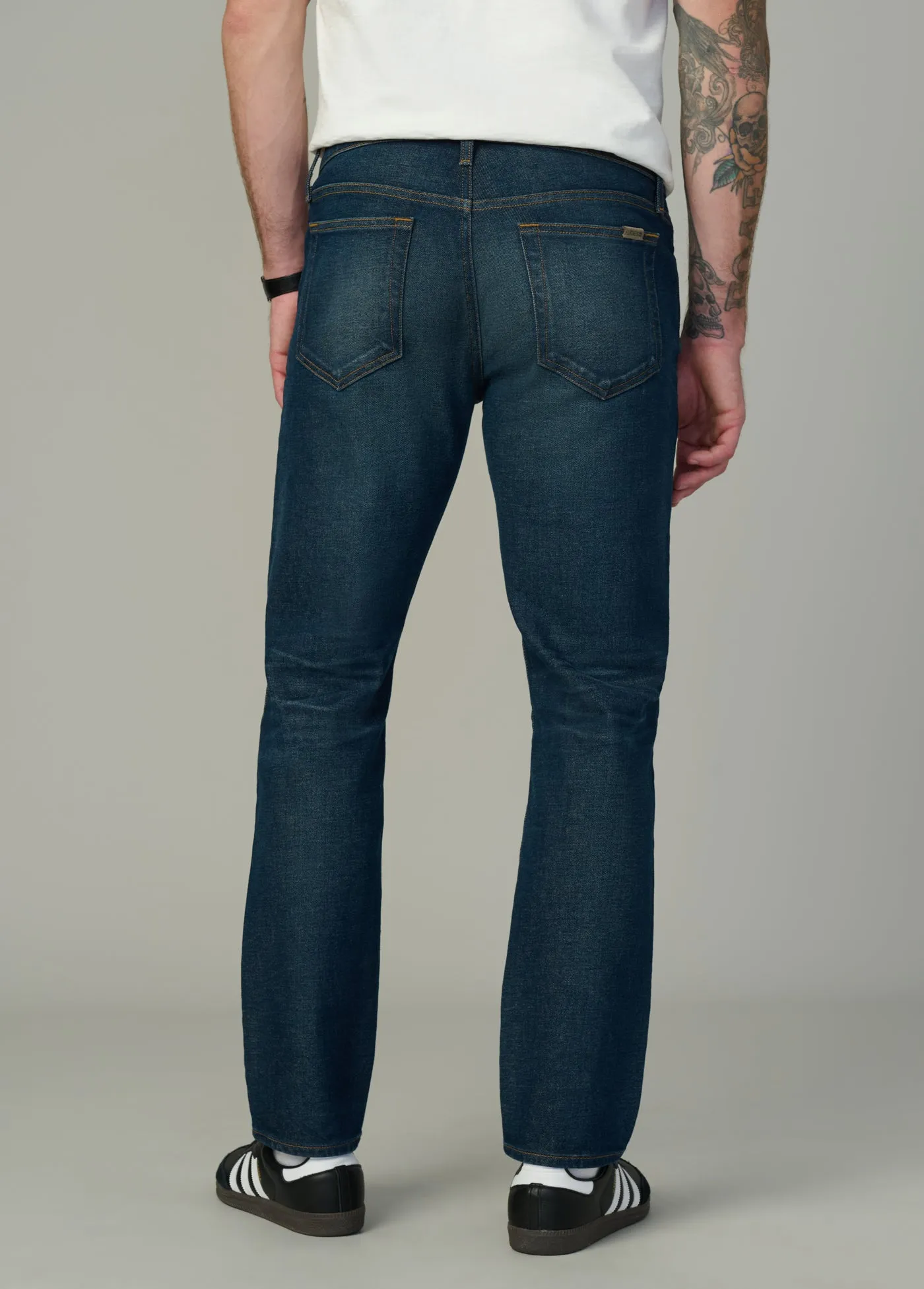 THE BRIXTON 32"