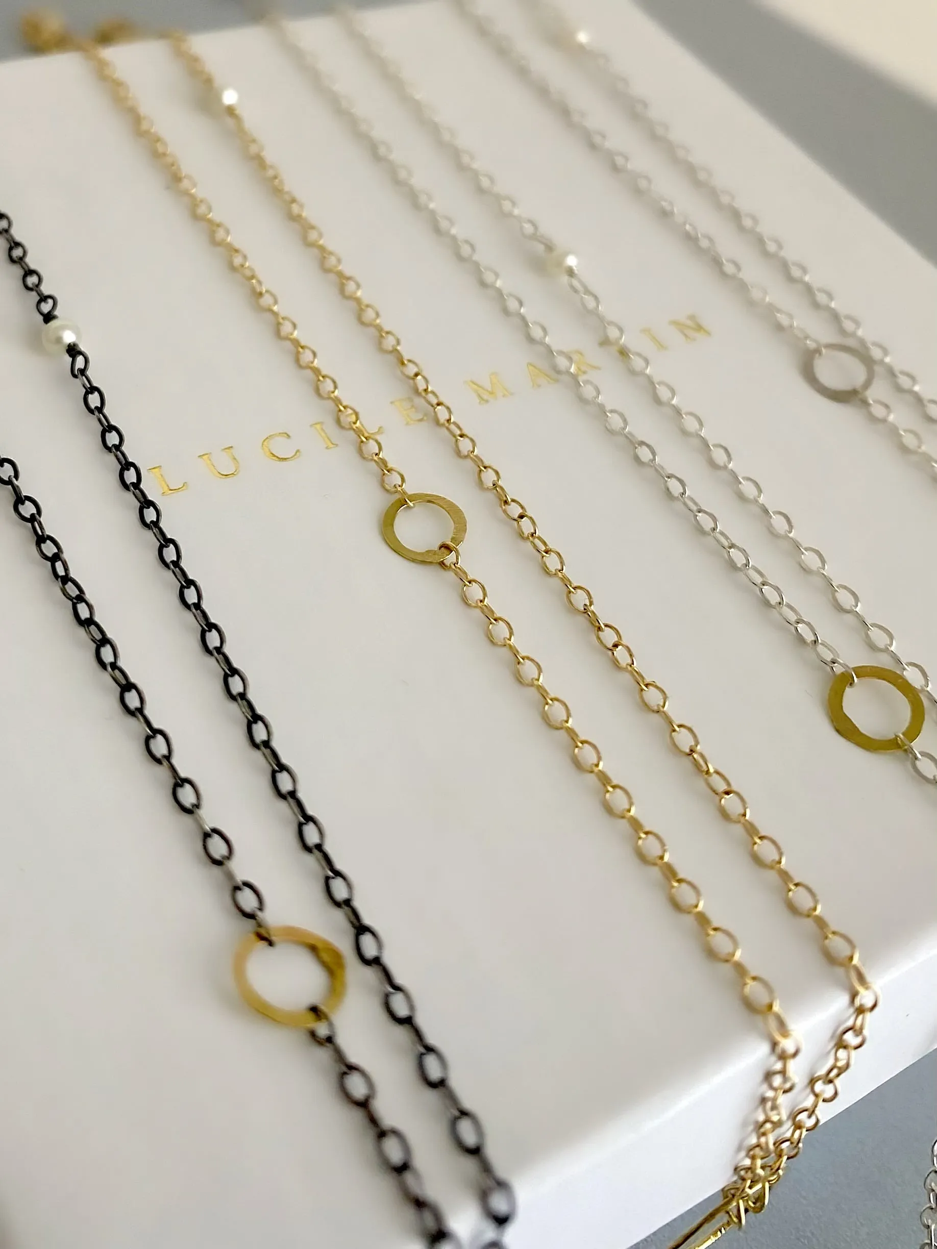 The Delicate Double Circle Necklace in 18K Gold