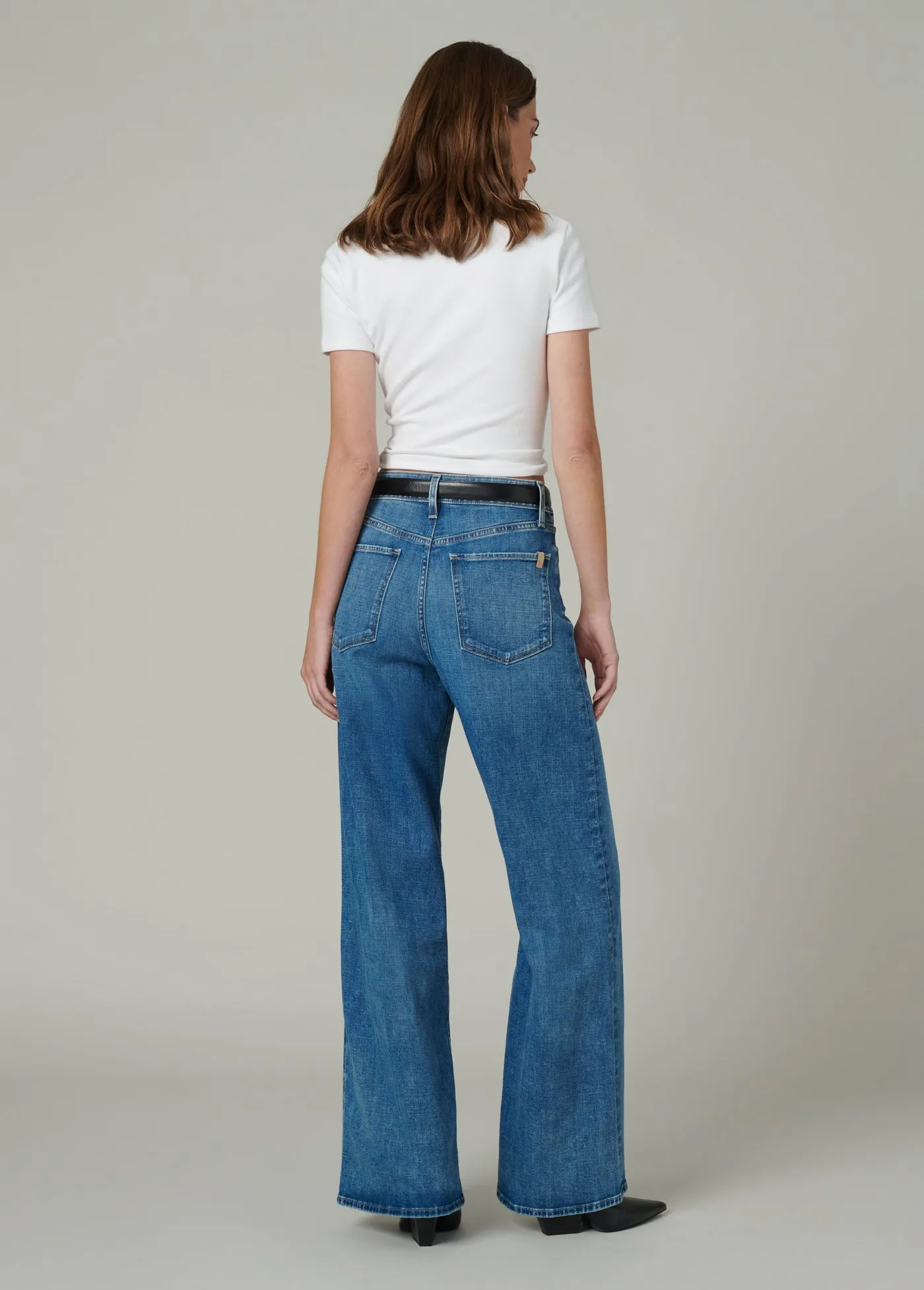 THE MIA PETITE