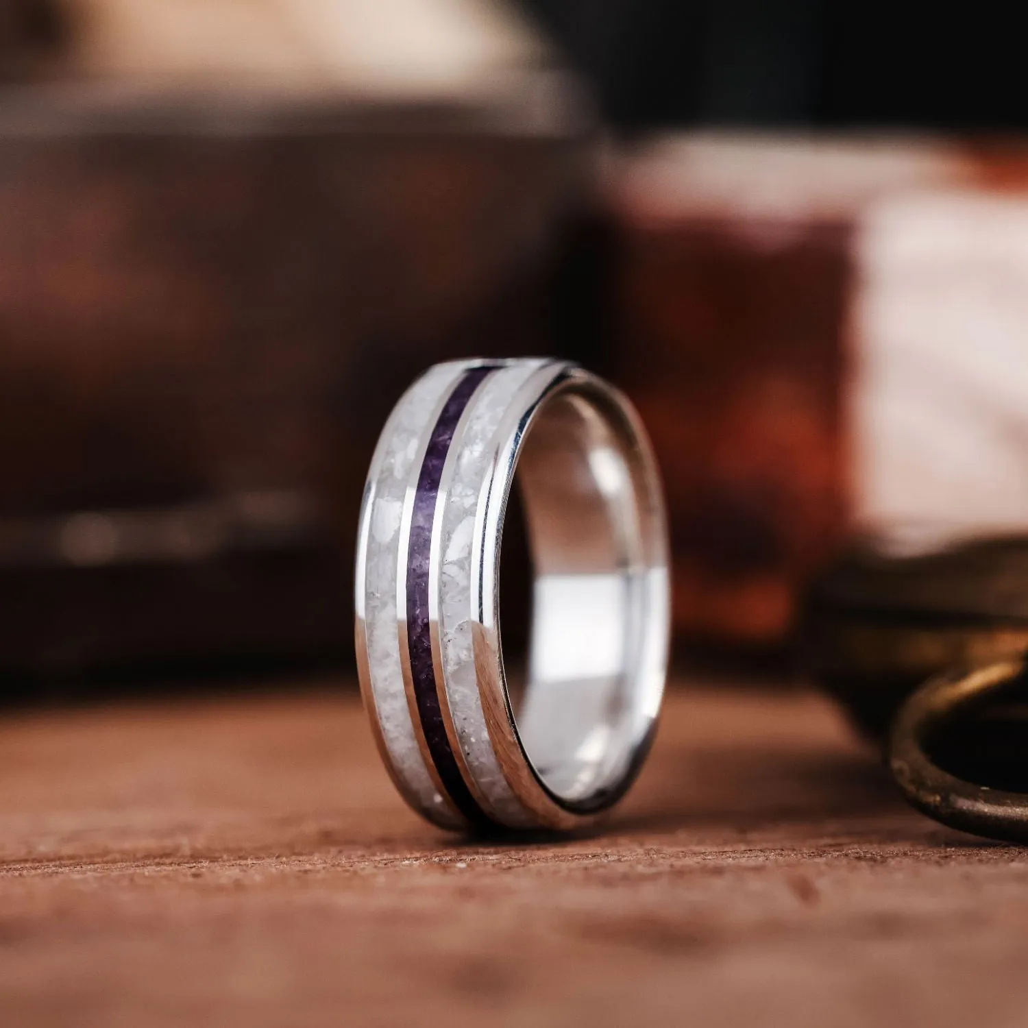 The Sea Violet | Women's Silver Wedding Band with Amethyst & Mother of Pearl