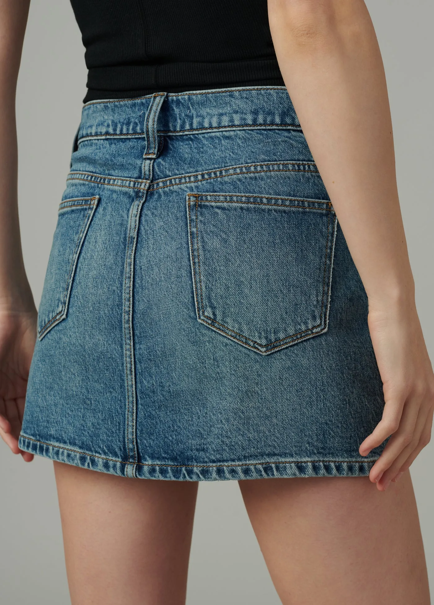 THE TESSA MINI SKIRT