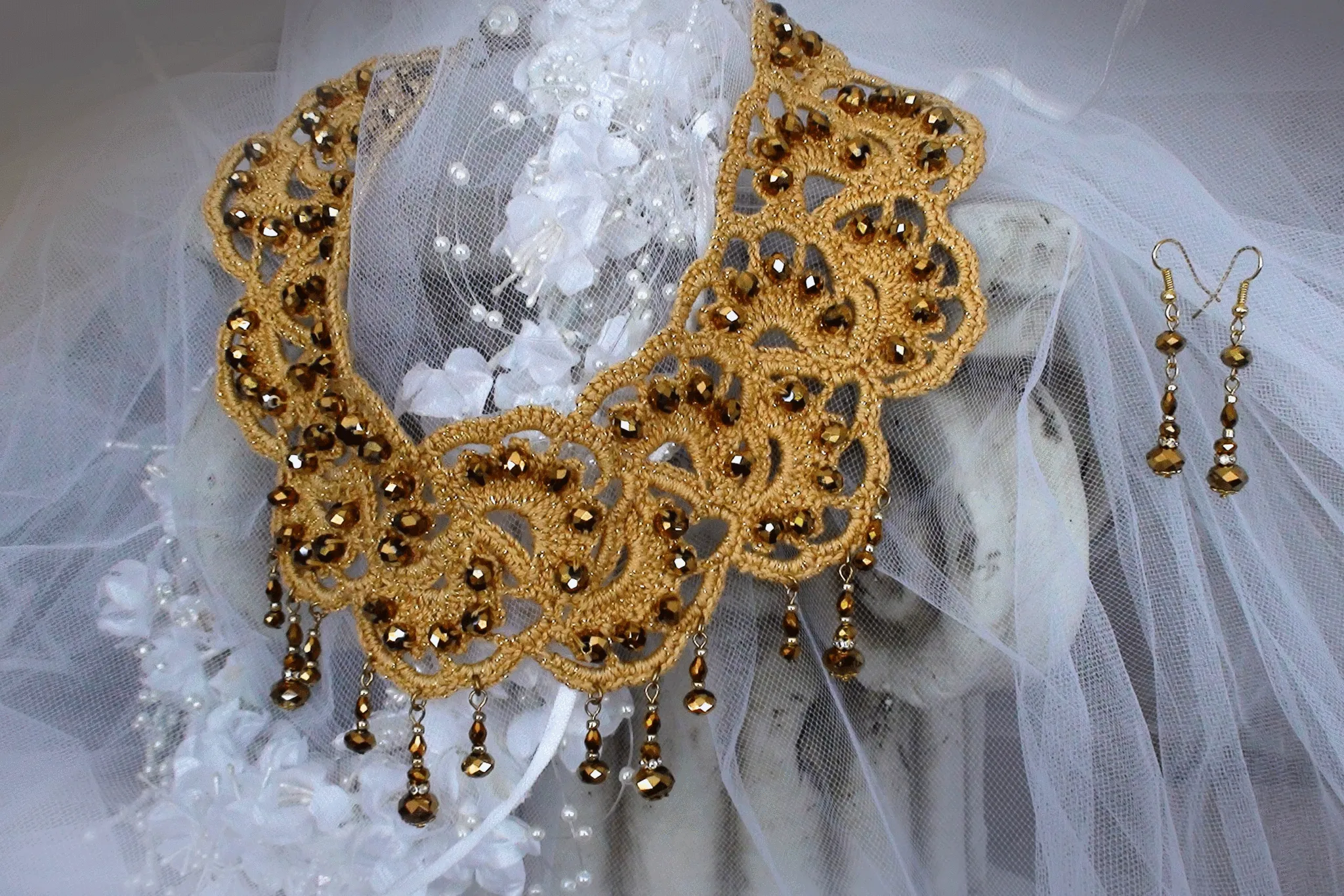 Tiara Necklace