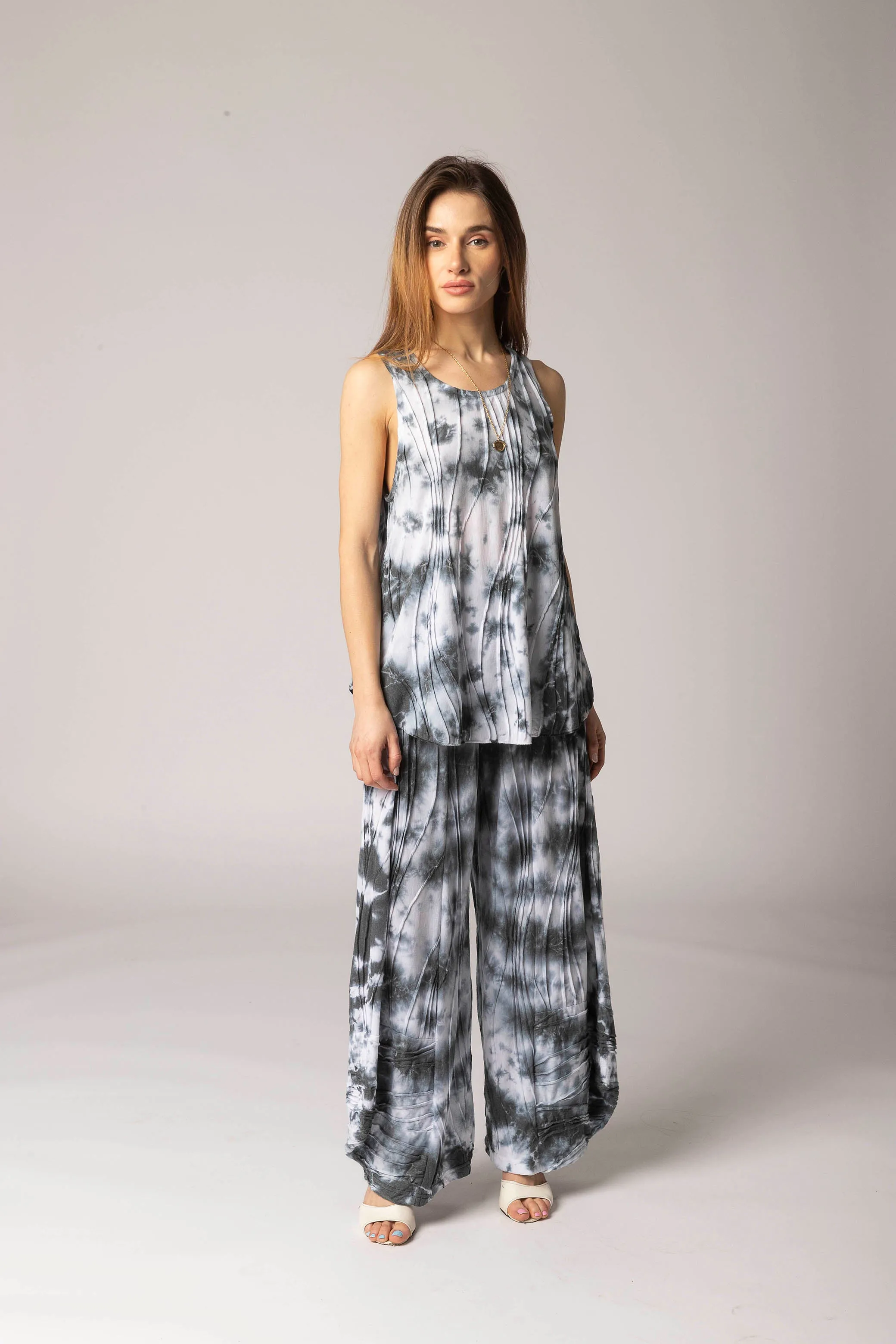 Tie-Dye Stitched   pants.