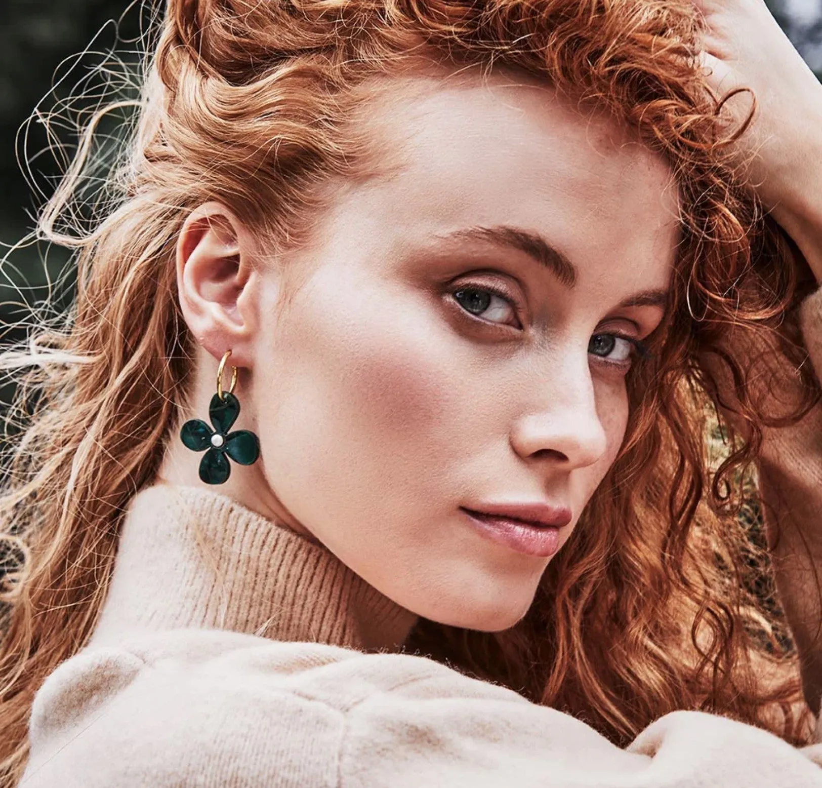 Toolally Daisy Hoop Earrings