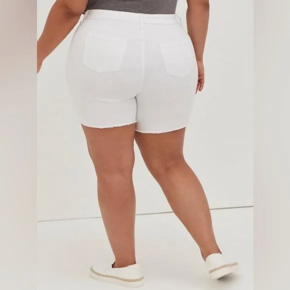 Torrid Bermuda Vintage Stretch High-Rise Short