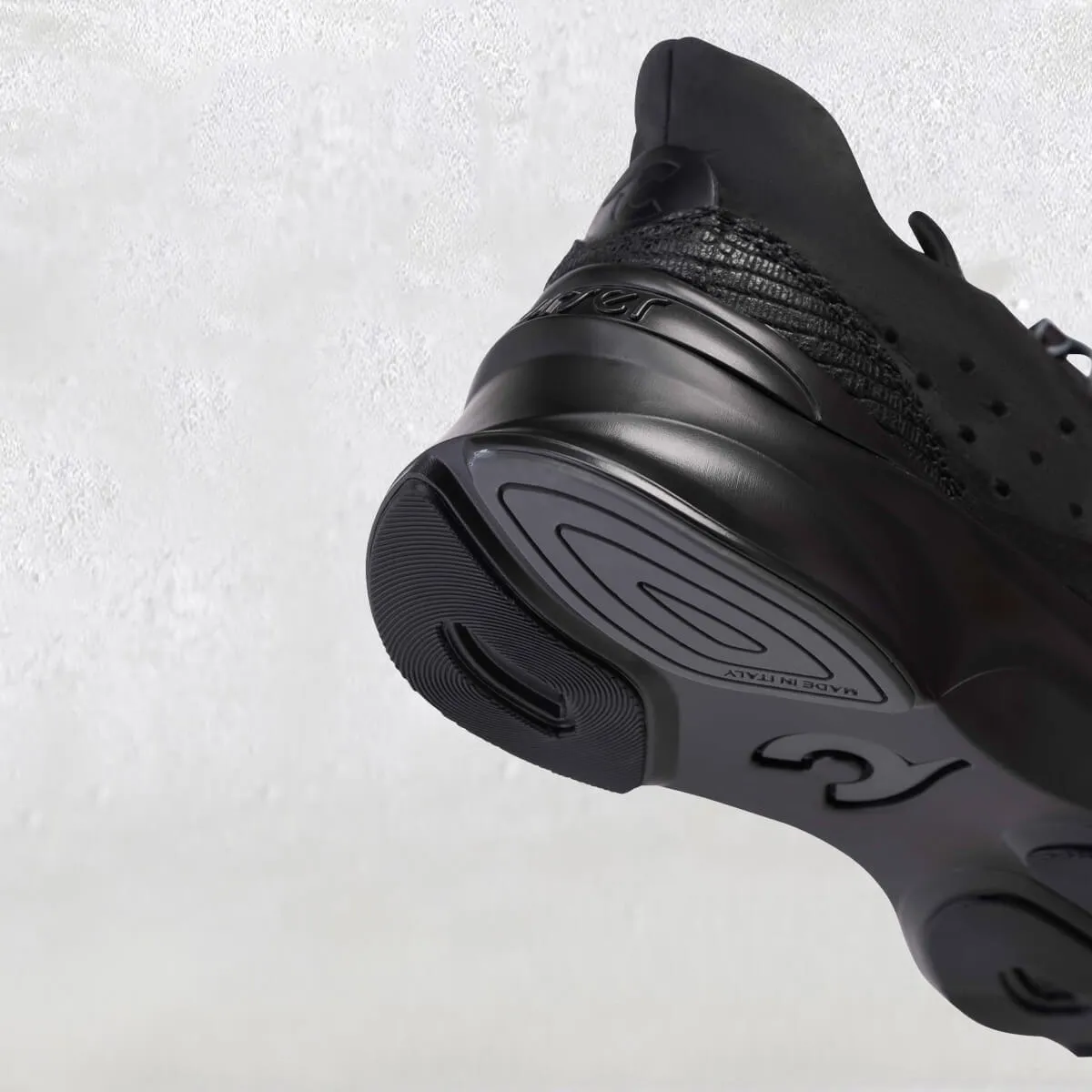 Uno Men's – Black Mono