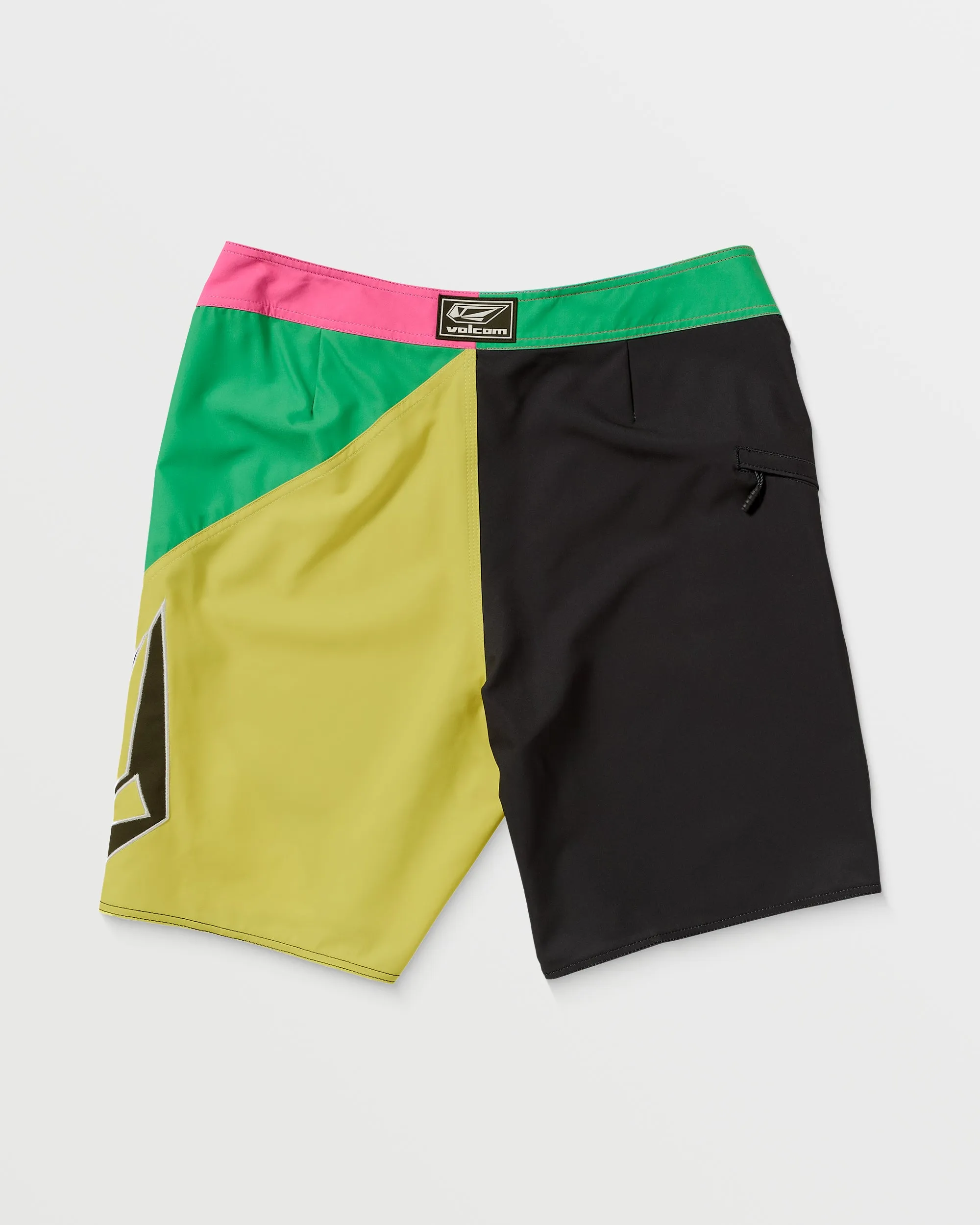 Vee Bee Mod 20" Boardshort - BLACK