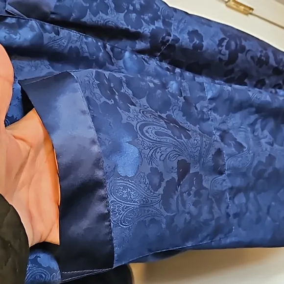 Victoria Secret  vintage 90s y2k. Jaquarf. Blue Long Bath Robe large