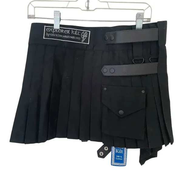 Vintage Black Pleated Kilt Mini Skirt Straps Pocket Large Goth Grunge Punk NWT