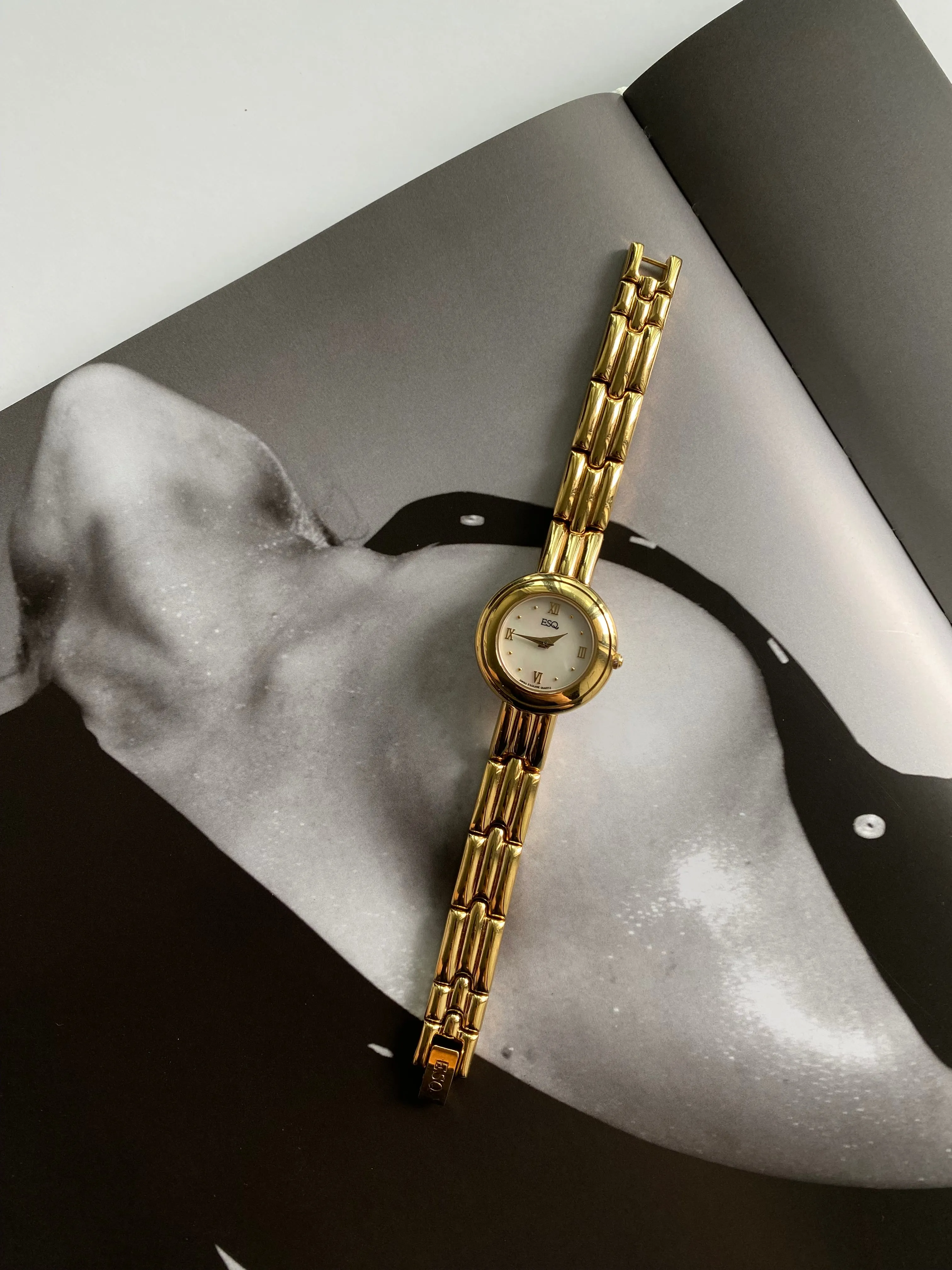 Vintage Circle Mother of Pearl Dial Gold ladies ESQ Watch