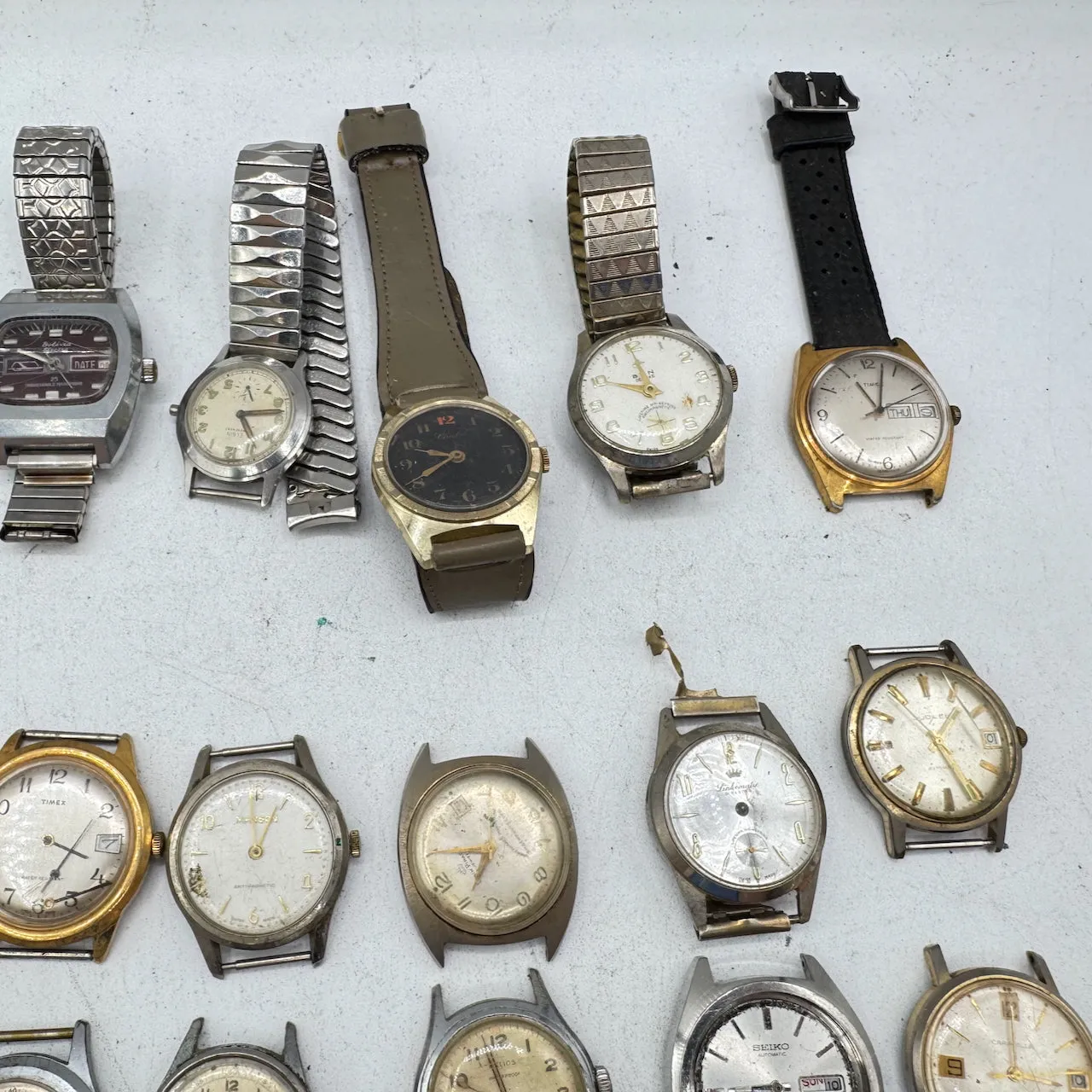 Vintage Gruen, Elgin, Waltham, etc. Lot of 50 Men's Mechanical Wristwatch 3