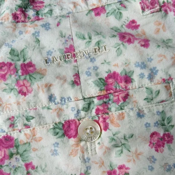 Vintage Lauren Ralph Lauren Sweet Floral Print High Waisted Short
