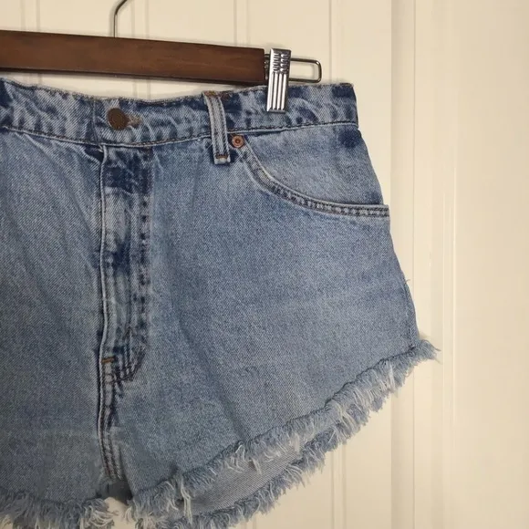 Vintage Levi’s Orange Tab High Rise Denim Cut Off Shorts.