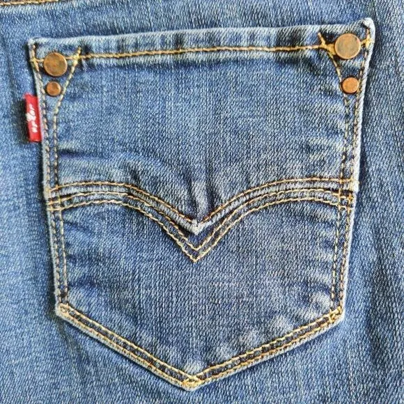 Vintage Levi's 515 high rise shorts sz 4