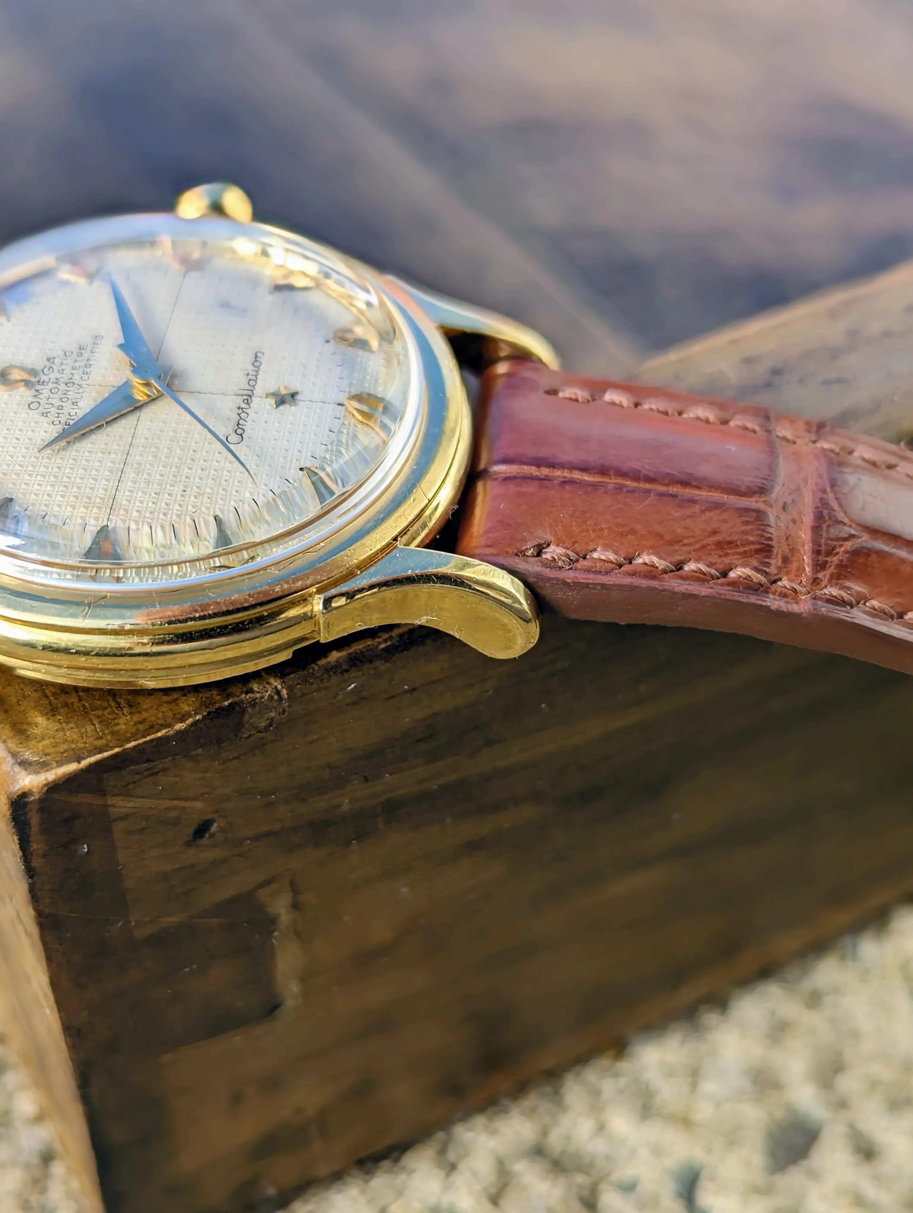 Vintage Omega Constellation 2652- Hobnail Dial - Serviced w/ 2yr warranty.