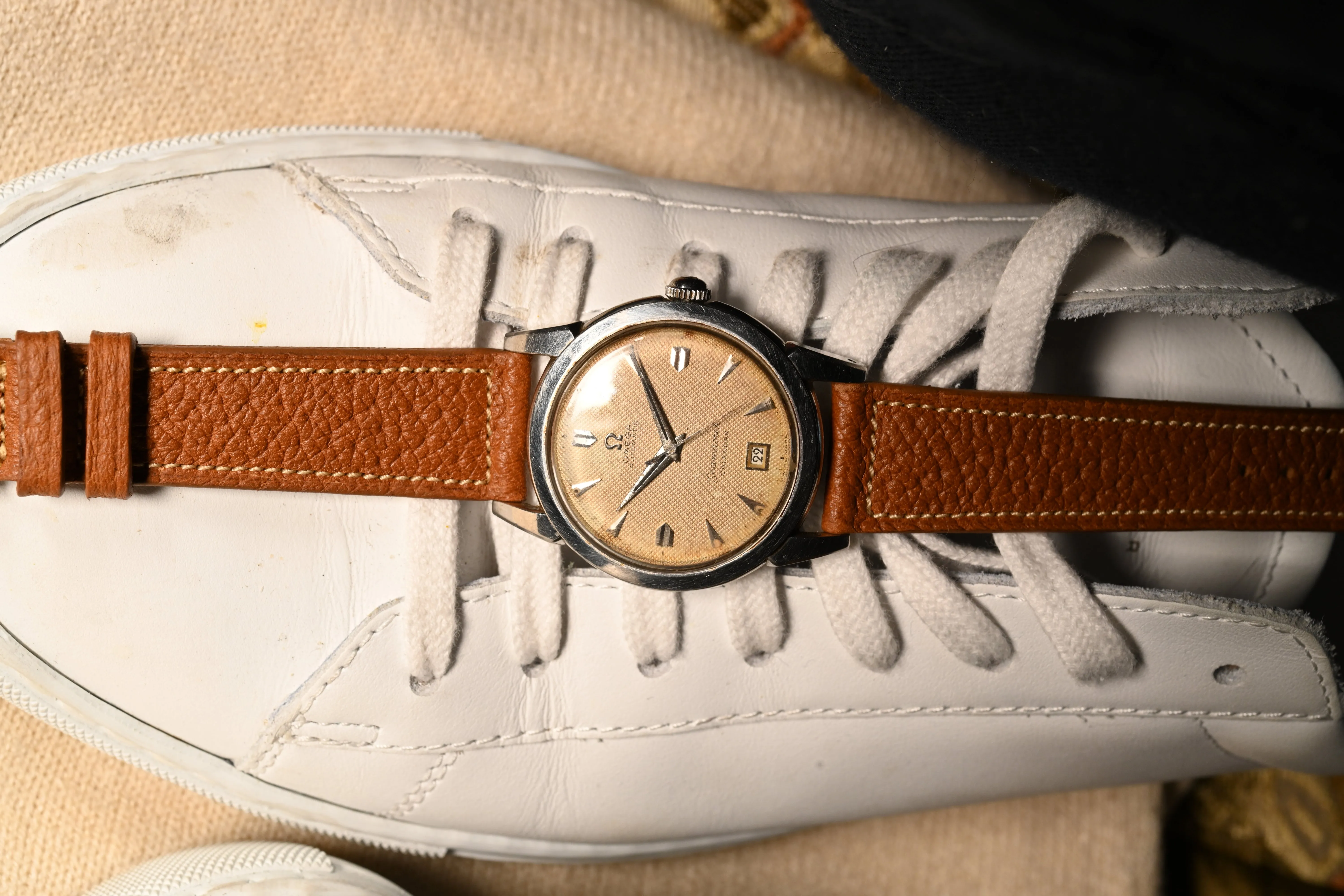 Vintage Omega Seamaster Calendar 2627 Waffle Dial