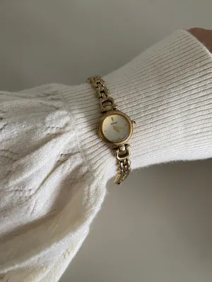 Vintage Petite Ladies Seiko Watch from the 1980s