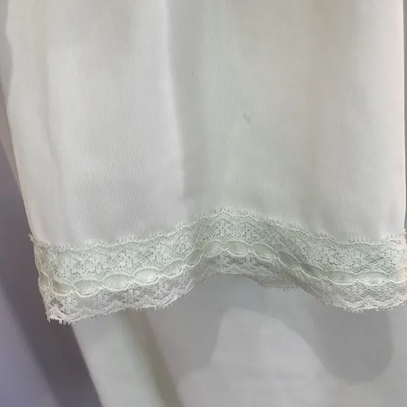 Vintage Shadowline All nylon robe button down lace pocket embroidered flowers S