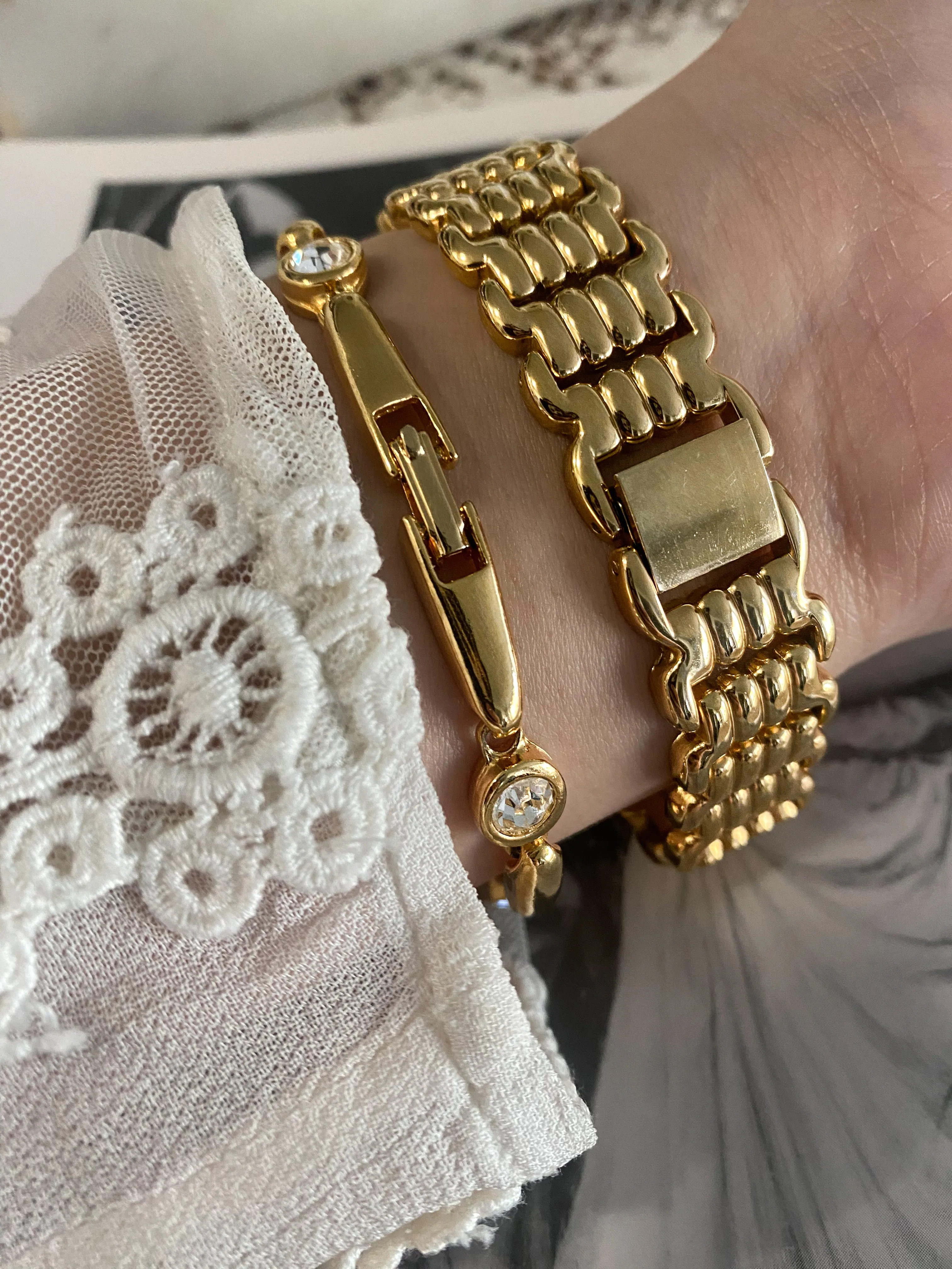 Vintage White Diamonds Gold Elizabeth Taylor Ladies Watch