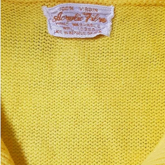 Vintage Yellow 100% Virgin Sweater Vest