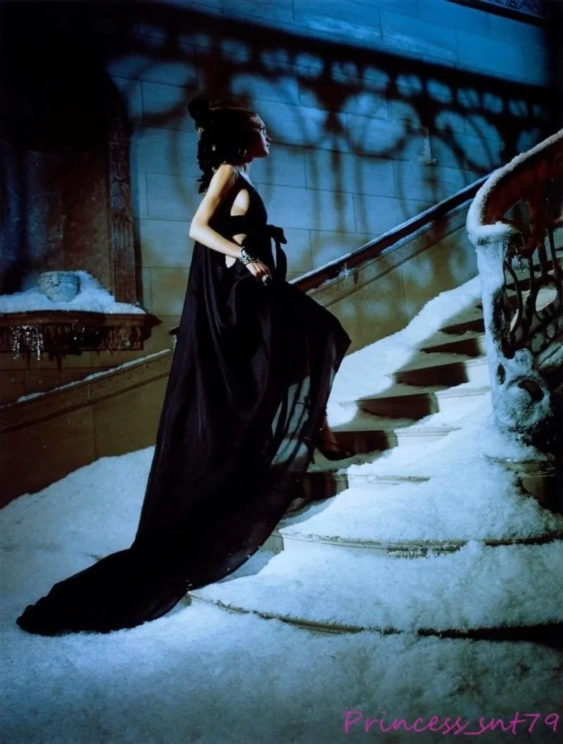 VOGUE Magazine Italia November 2002 Missy Rayder NATALIA VODIANOVA Rie Rasmussen