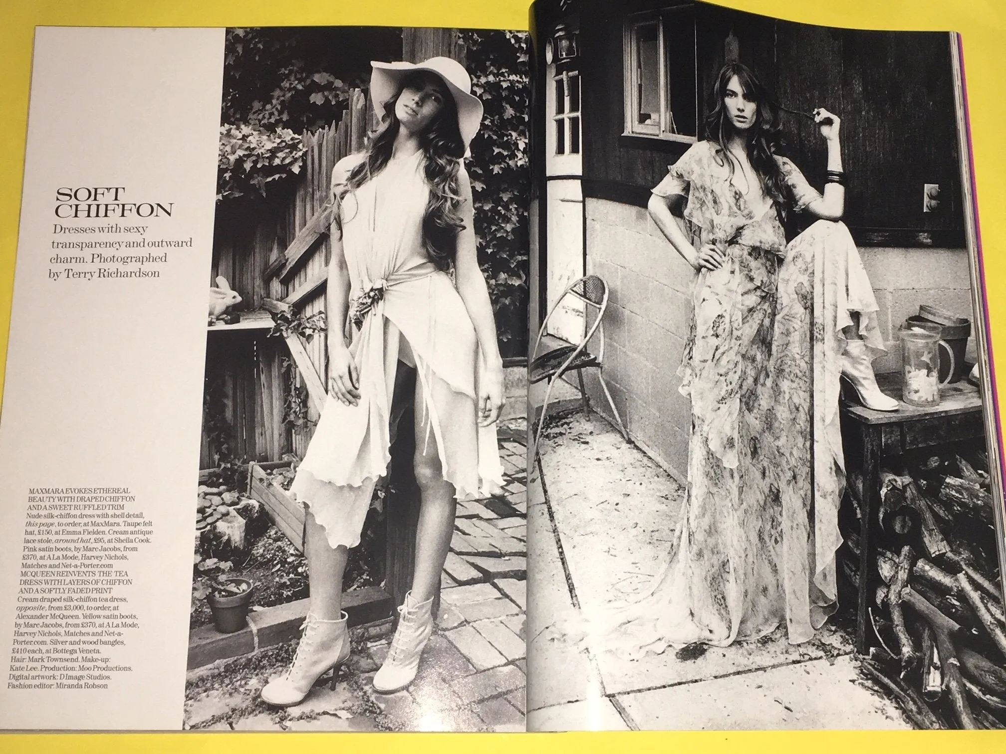 VOGUE Magazine UK March 2004 NATALIA VODIANOVA Daria Werbowy JESSICA MILLER Corinne Day