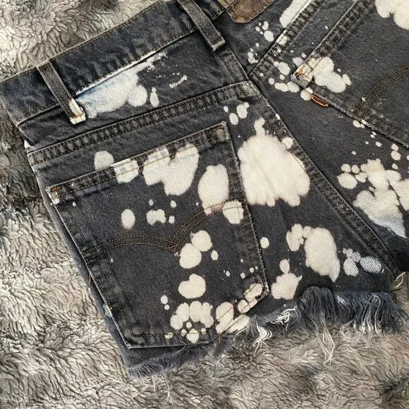 VTG Levi's Distressed Reverse Dye Shorts