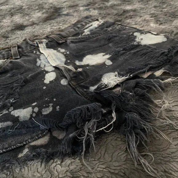 VTG Levi's Distressed Reverse Dye Shorts
