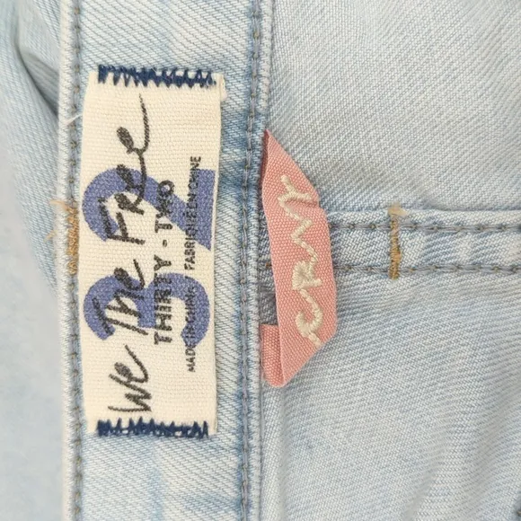 We the Free CRVY Robin Flare Stretch Jeans Light Wash Cut Hems Size 32
