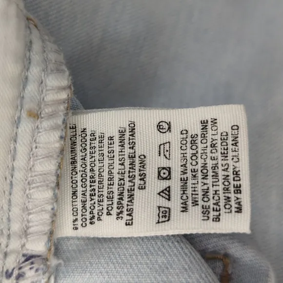 We the Free CRVY Robin Flare Stretch Jeans Light Wash Cut Hems Size 32