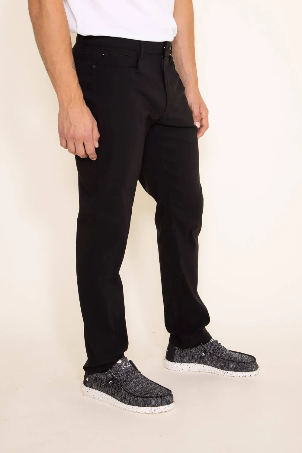 Weatherproof Vintage Lewis Performance Pants for Men in Black (Spring 2023) | W2S515-BLACK 005