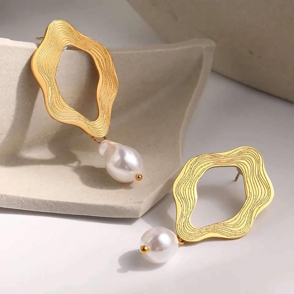 Whisper of the Sea Earring