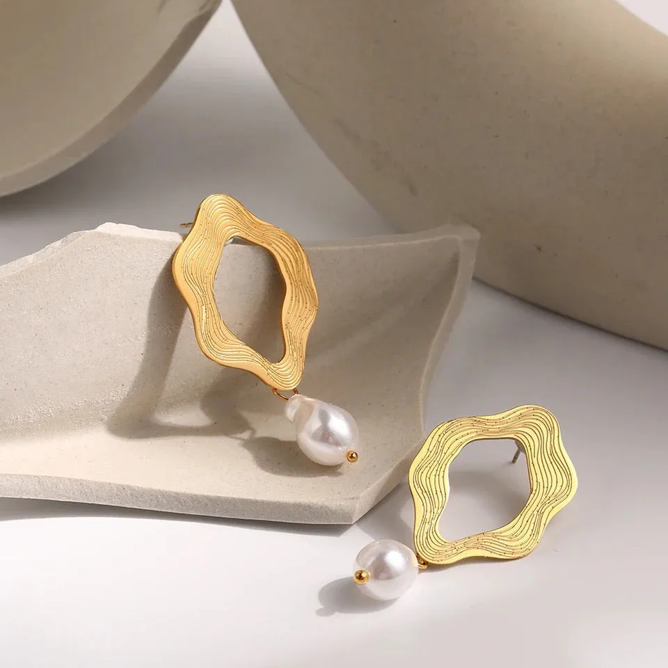 Whisper of the Sea Earring