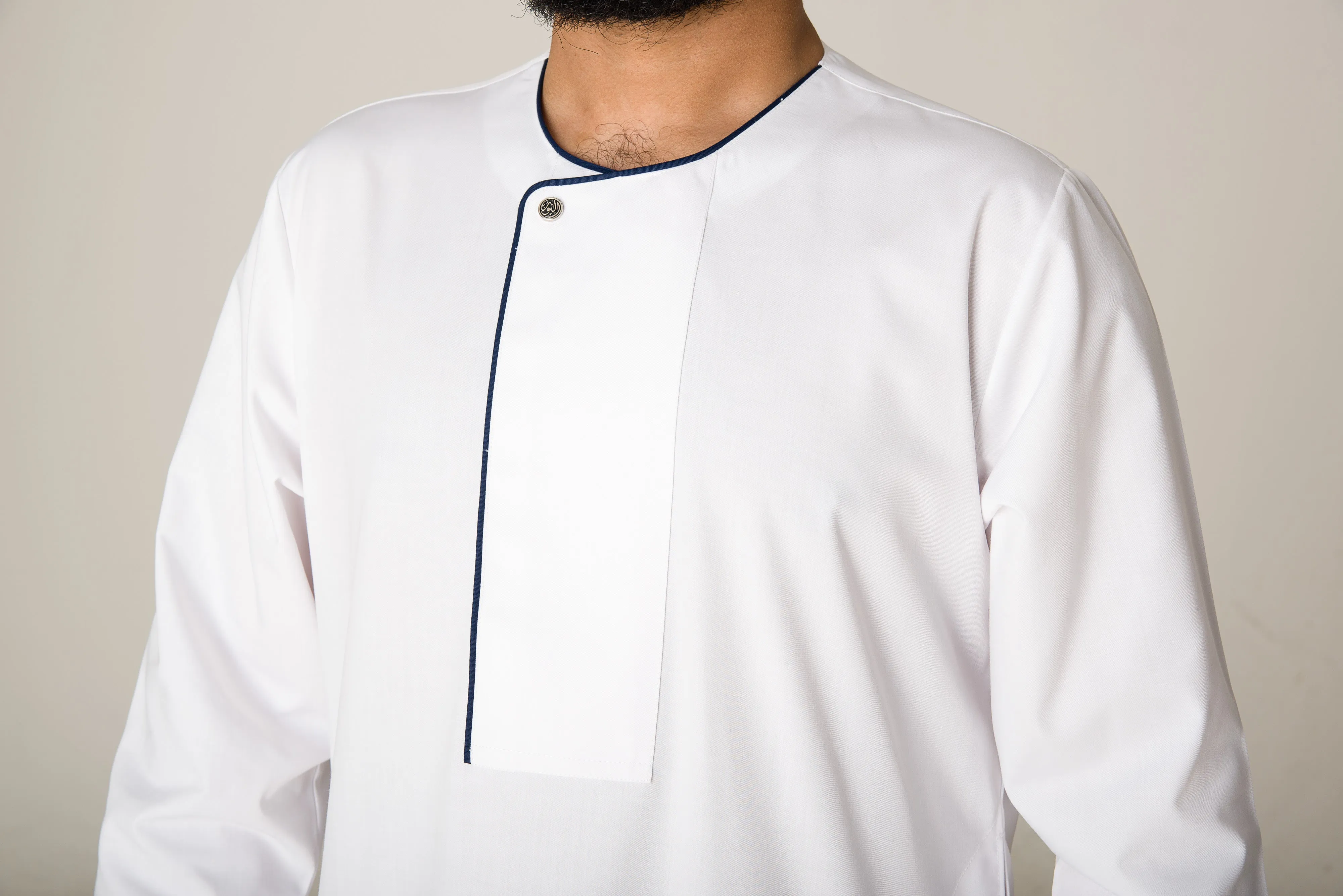 White Piping Stud Thobe