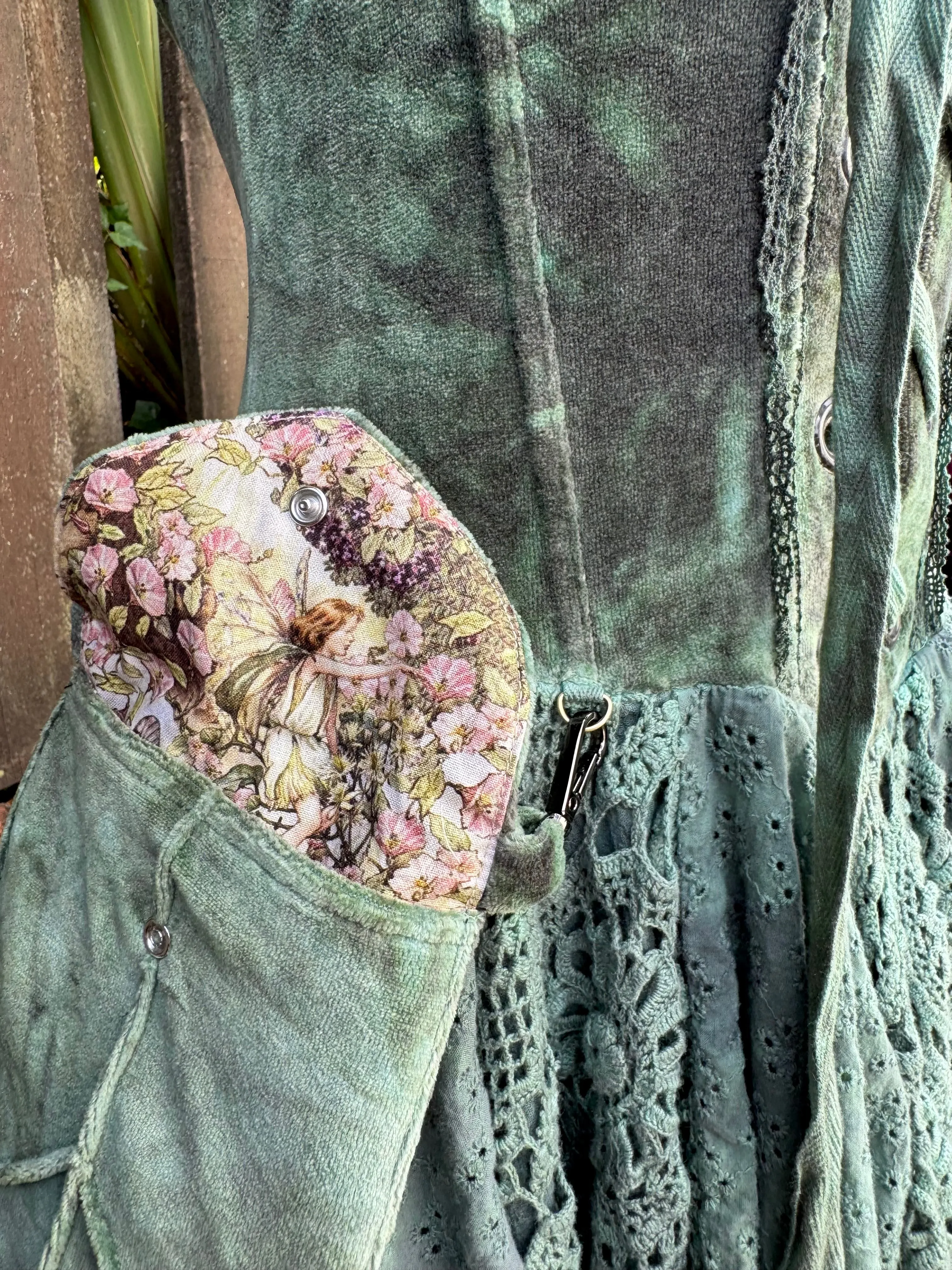Wildcrafted Faery Pocket Dress (L)