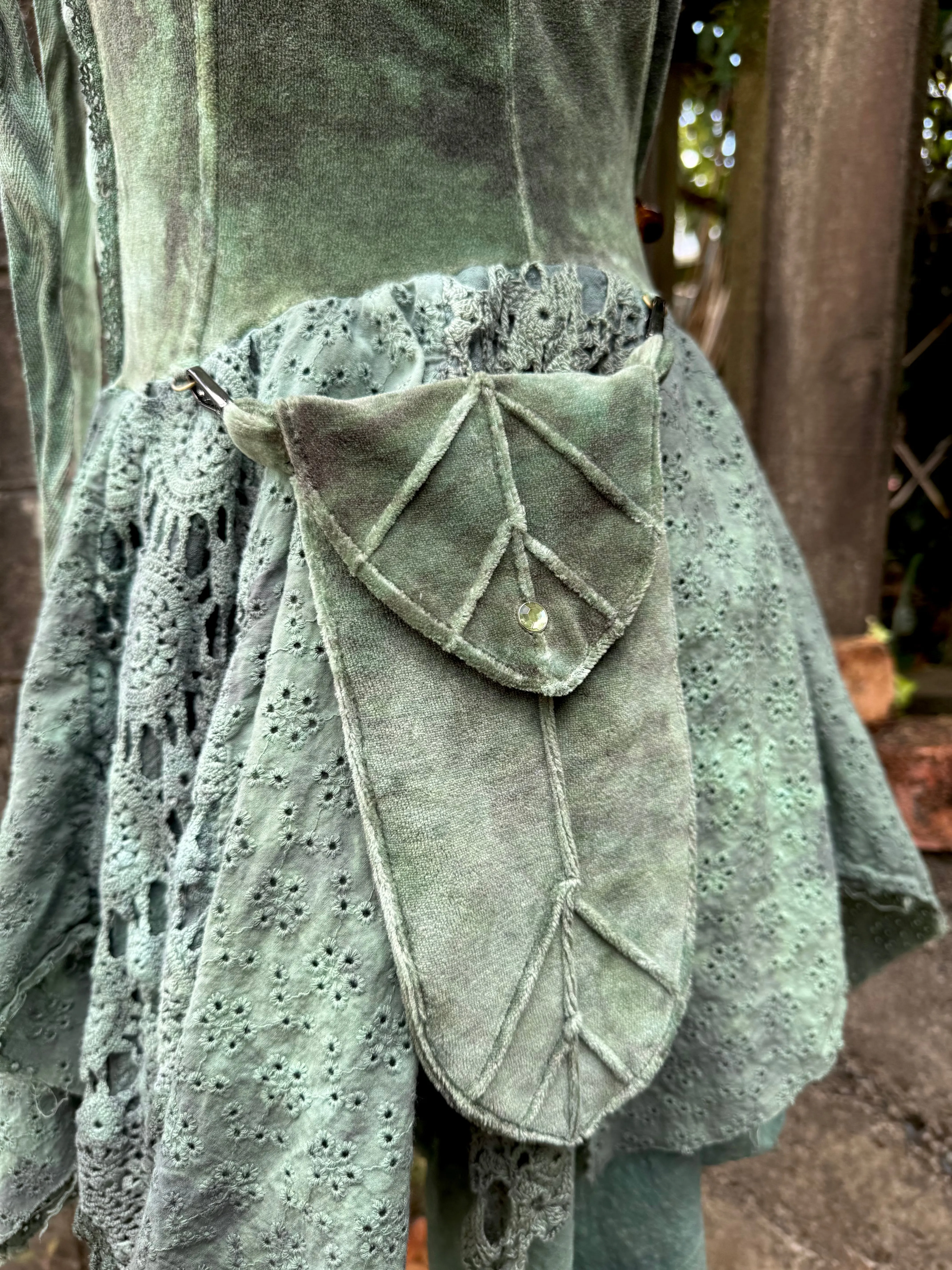 Wildcrafted Faery Pocket Dress (L)