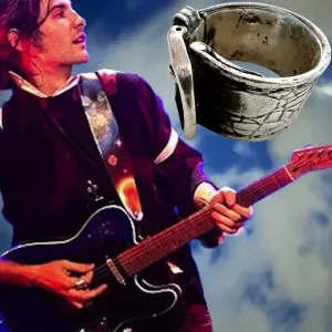 Zane Carney Buckle Ring